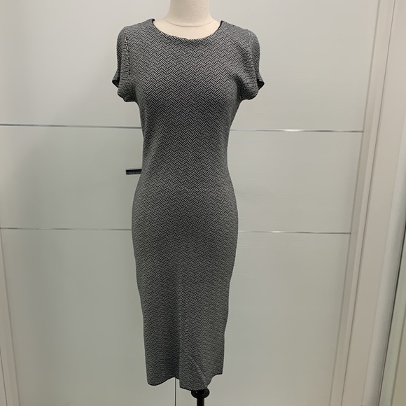 Zara NWOT Knit Midi Dress size L - Picture 2 of 9